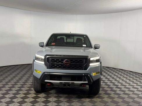 Used 2024 Nissan Frontier PRO-4X w/ Technology Package image 11