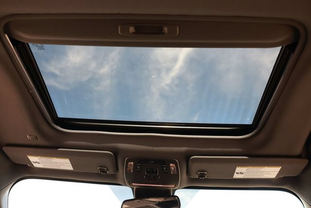 Used 2023 Toyota Sienna XSE FWD image 29