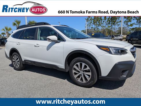 Certified 2022 Subaru Outback Premium image 1