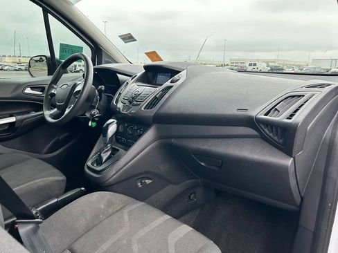 Used 2016 Ford Transit Connect XLT FWD image 4