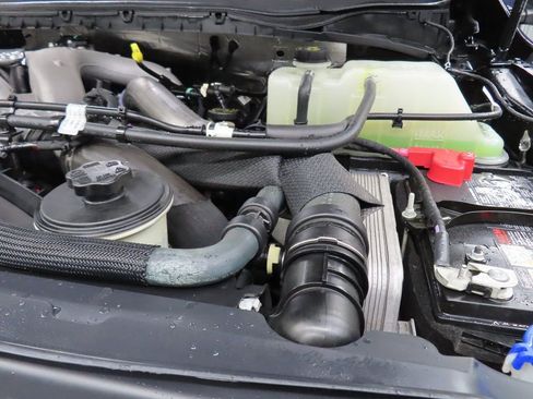 Used 2025 Ford F250 Lariat w/ Lariat Ultimate Package image 36