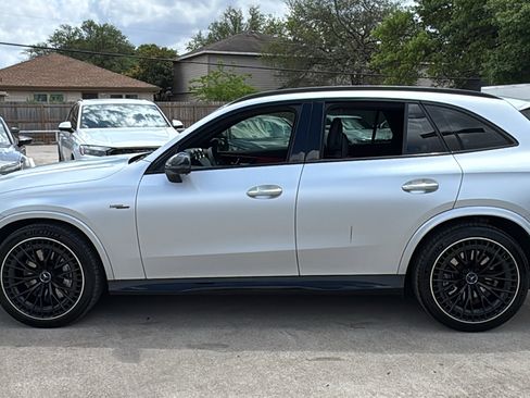 Used 2024 Mercedes-Benz GLC 43 AMG 4MATIC image 4