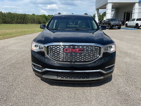 Used 2019 GMC Acadia Denali w/ Technology Package AWD/4WD image 8