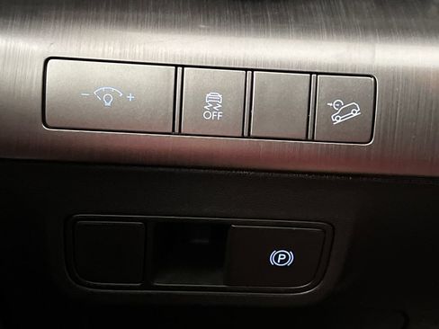 Used 2024 Hyundai Kona SEL FWD image 45
