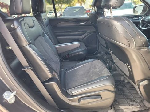 Certified 2024 Jeep Grand Cherokee L Altitude image 14