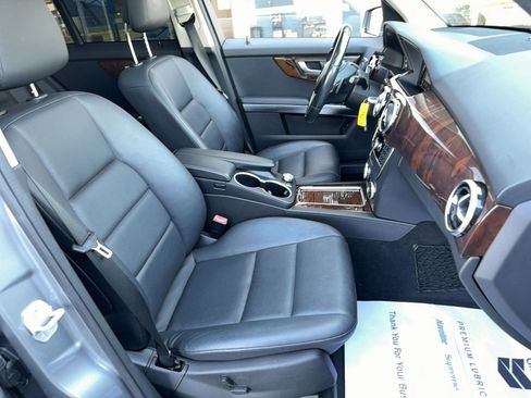 Used 2015 Mercedes-Benz GLK 350 4MATIC image 24