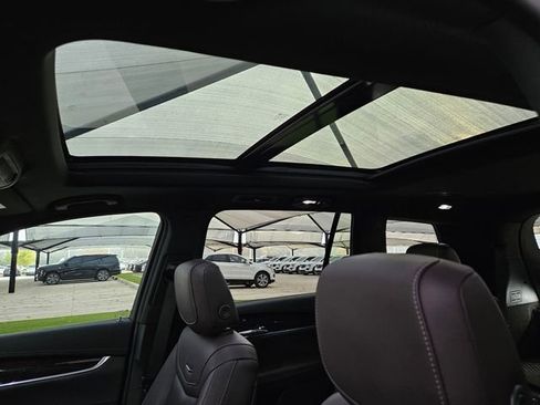 Used 2020 Cadillac XT6 Premium Luxury image 8