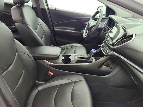 Used 2016 Chevrolet Volt Premier w/ Driver Confidence Package image 22