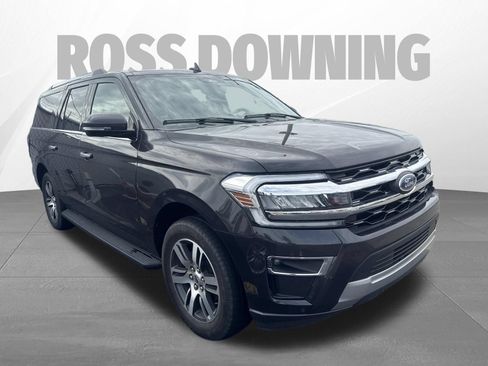 Used 2024 Ford Expedition Max Limited RWD image 3