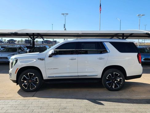 New 2026 GMC Yukon Elevation image 6
