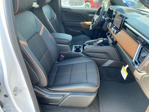 New 2026 GMC Canyon AT4 AWD/4WD image 23