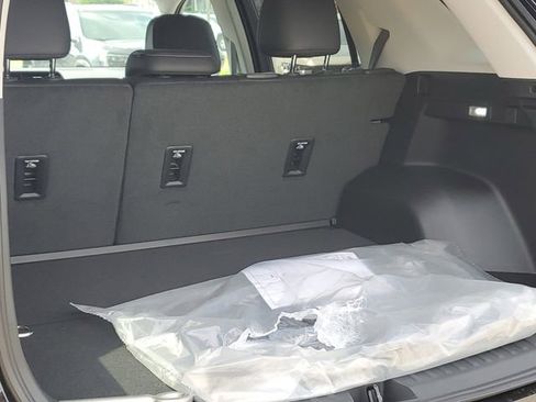 New 2026 GMC Terrain Denali AWD/4WD image 32