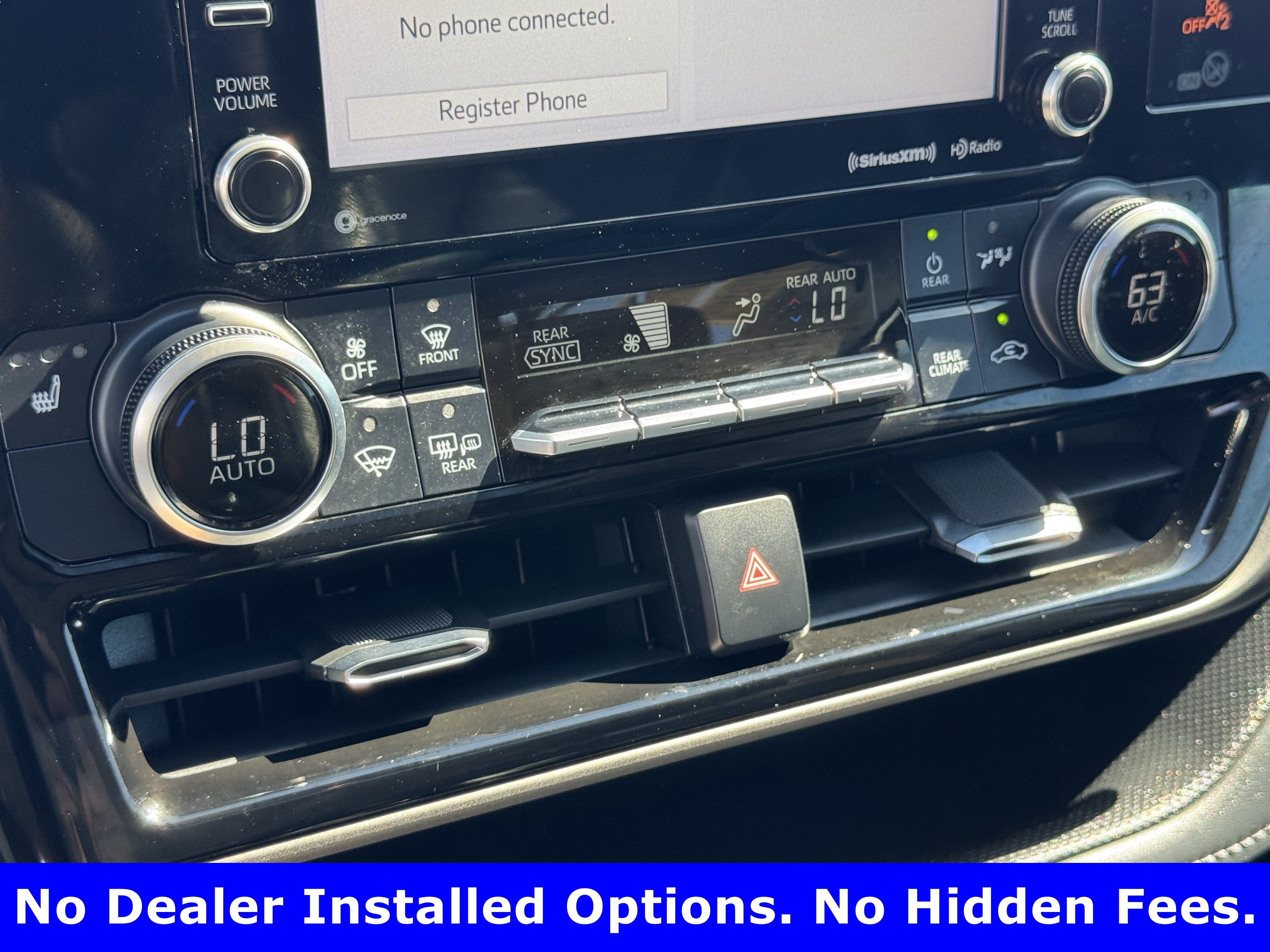 Used 2022 Toyota Highlander XLE FWD image 17
