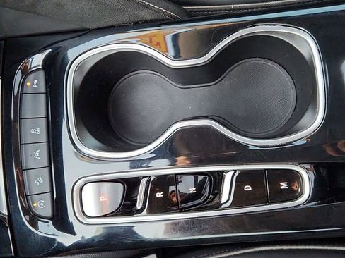 Used 2021 Buick Envision Essence w/ Sport Touring Package image 19