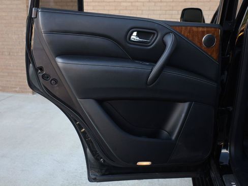 Used 2019 INFINITI QX80 Luxe w/ 22" Wheel Package AWD/4WD image 21
