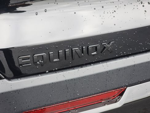 New 2026 Chevrolet Equinox RS image 11