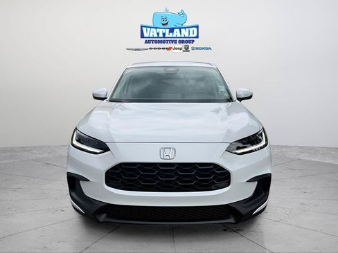 New 2027 Honda HR-V LX image 8