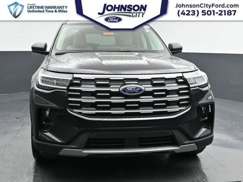 New 2026 Ford Explorer Active w/ Active Comfort Package image 4
