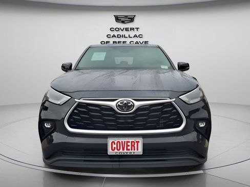 Used 2025 Toyota Highlander Limited image 2