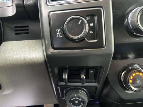 Used 2022 Ford F250 XLT w/ XLT Premium Package image 12