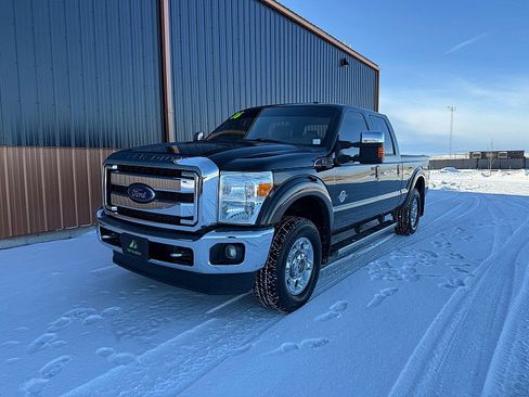 Used 2016 Ford F250 Lariat w/ Chrome Package image 2