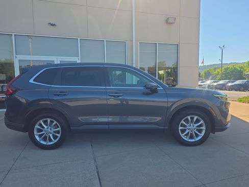Used 2024 Honda CR-V EX image 4