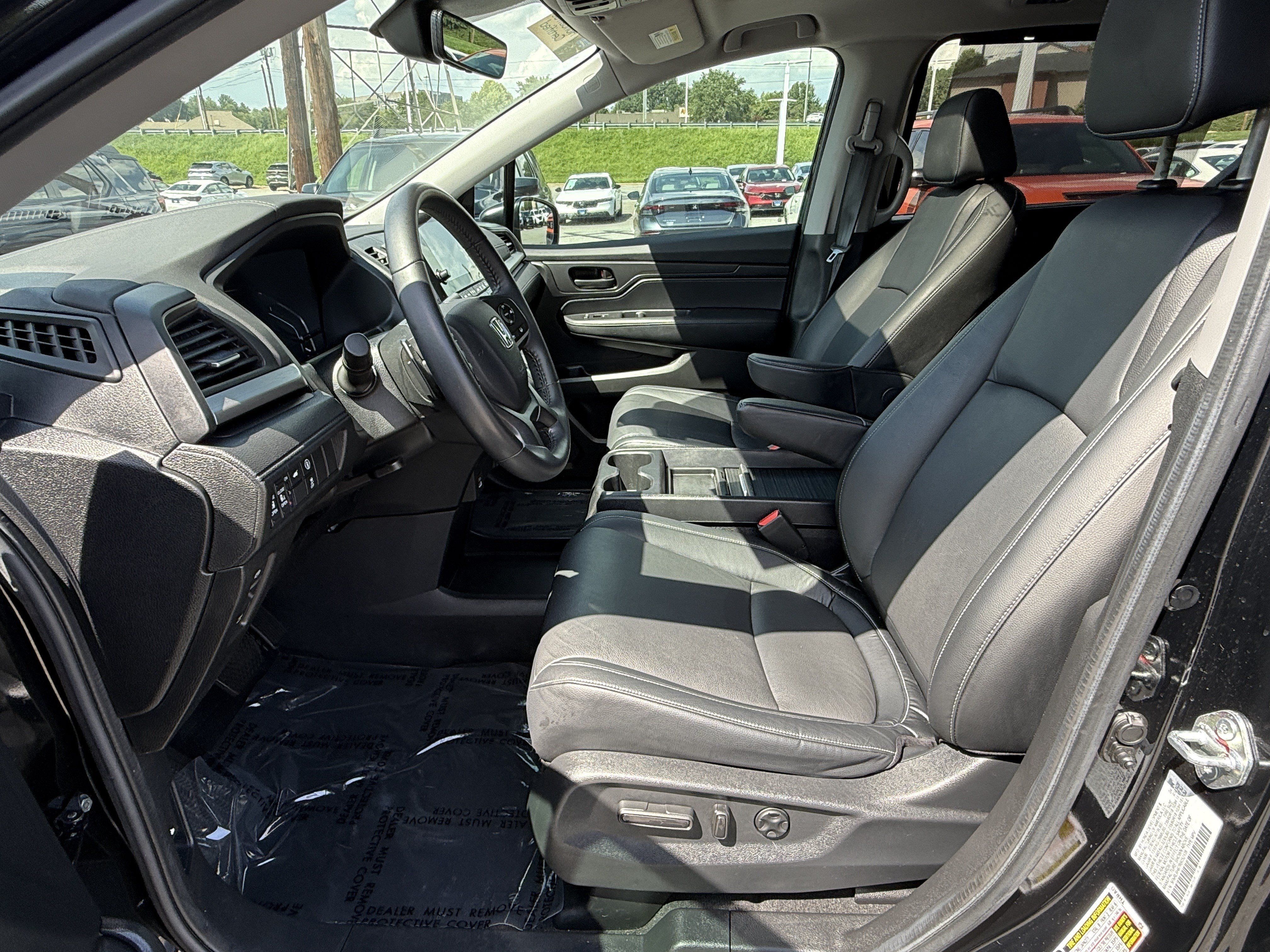Certified 2024 Honda Odyssey EX-L image 16