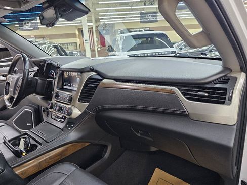 Used 2020 GMC Yukon Denali w/ Denali Ultimate Package AWD/4WD image 23