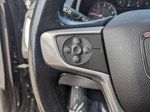 Used 2018 GMC Terrain SLE w/ Driver Convenience Package FWD image 19