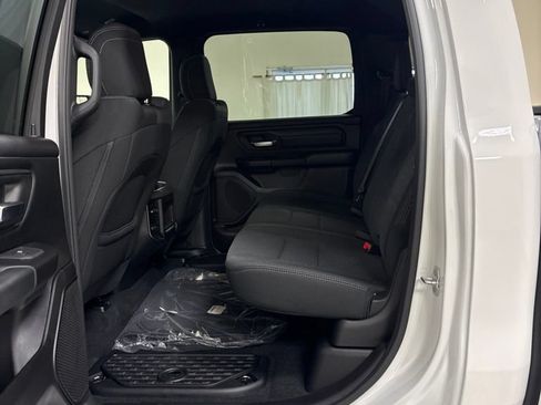 New 2026 RAM 1500 Express AWD/4WD image 21
