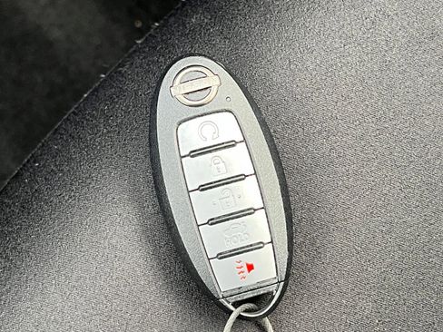 Used 2025 Nissan Altima 2.5 SV image 24