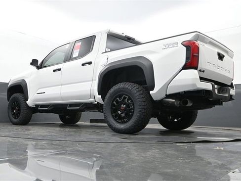 New 2025 Toyota Tacoma TRD Off-Road image 23