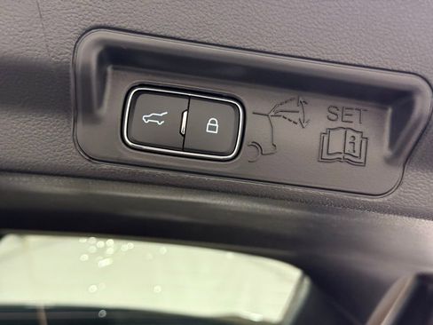 New 2026 Ford Explorer Tremor w/ Tremor Convenience Package image 5