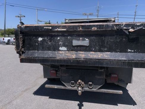 Used 2019 Ford F550 4x4 Regular Cab Super Duty image 17