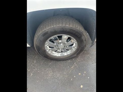 Used 2012 Chevrolet Silverado 1500 LT w/ Interior Plus Package AWD/4WD image 16