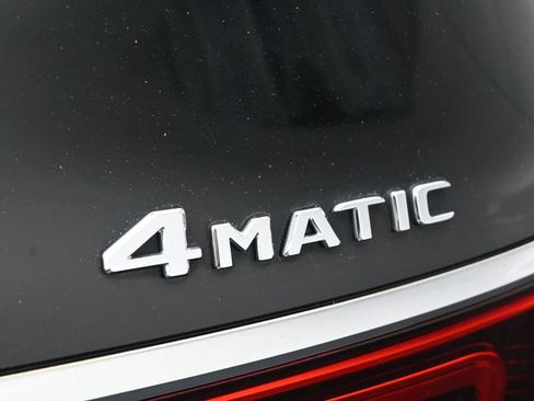 Used 2022 Mercedes-Benz GLS 450 4MATIC image 10