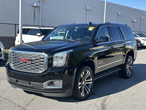 Used 2020 GMC Yukon Denali w/ Denali Premium Package AWD/4WD image 1
