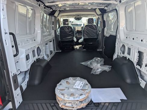 New 2026 Ford Transit 250 Low Roof RWD image 10