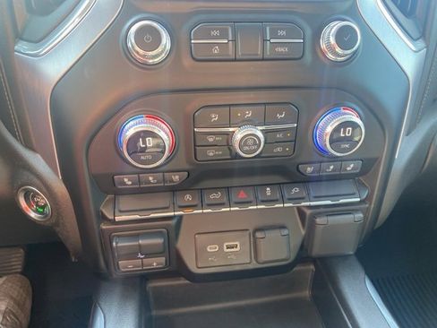 Used 2019 GMC Sierra 1500 SLT w/ SLT Premium Package image 22