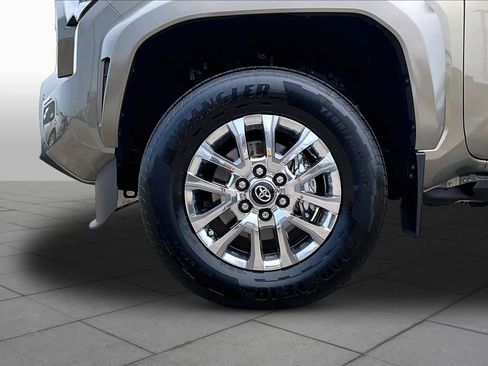 Used 2026 Toyota Tacoma Limited AWD/4WD image 11