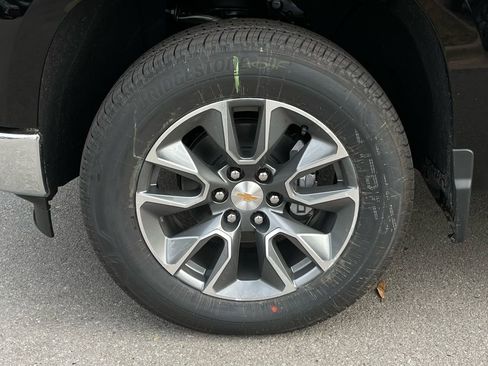 New 2026 Chevrolet Silverado 1500 LT w/ Leather Package image 32