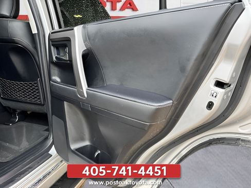 Used 2024 Toyota 4Runner Limited AWD/4WD image 9