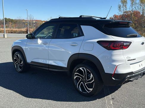 Used 2024 Chevrolet TrailBlazer RS image 10