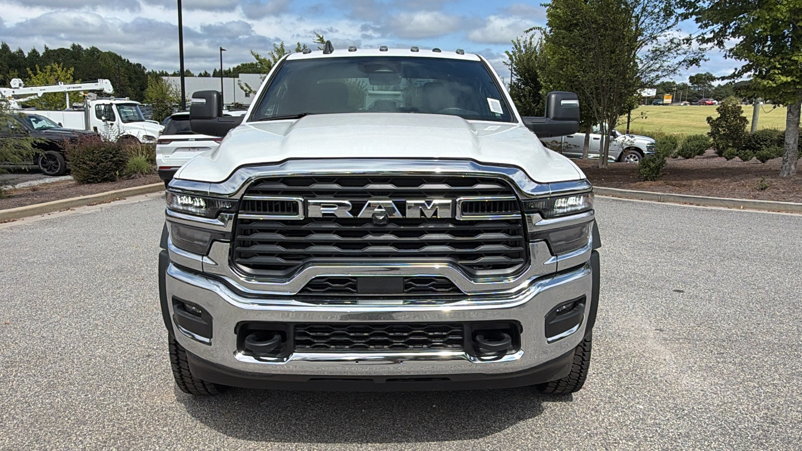 New 2026 RAM 4500 Tradesman w/ Chrome Appearance Group AWD/4WD image 3