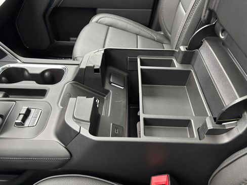 New 2026 GMC Sierra 1500 Denali w/ Denali Reserve Package AWD/4WD image 33