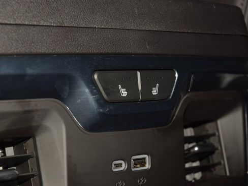 Used 2024 GMC Sierra 1500 SLT w/ SLT Premium Plus Package image 42