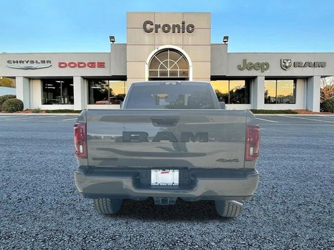 New 2026 RAM 2500 Big Horn AWD/4WD image 4