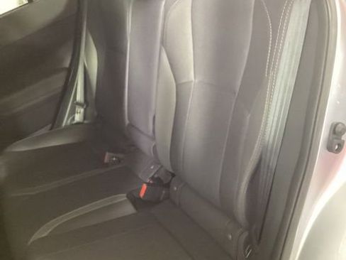 Used 2025 Subaru Crosstrek 2.0i Premium image 11