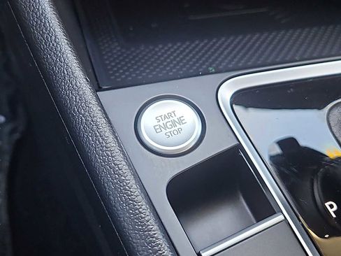 Used 2021 Volkswagen Jetta SEL Premium FWD image 27