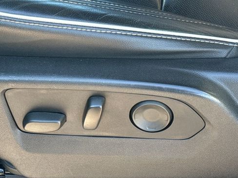 Used 2021 Chevrolet Tahoe Premier image 25